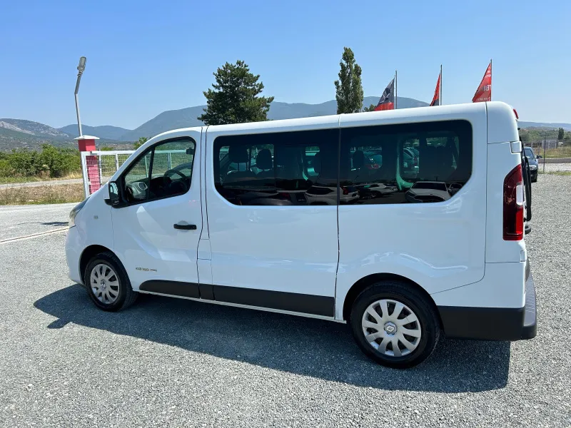 Renault Trafic (KATO НОВА) Image 8