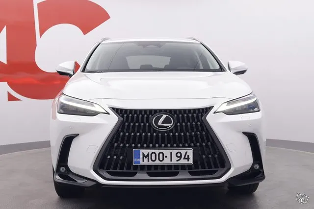 Lexus NX 450h+ AWD Executive - Teknologia-paketti Image 8