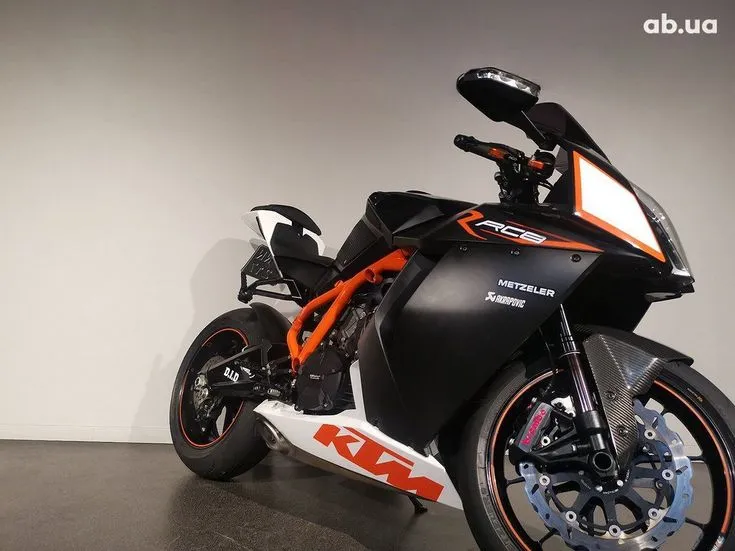 KTM RC8R Image 4